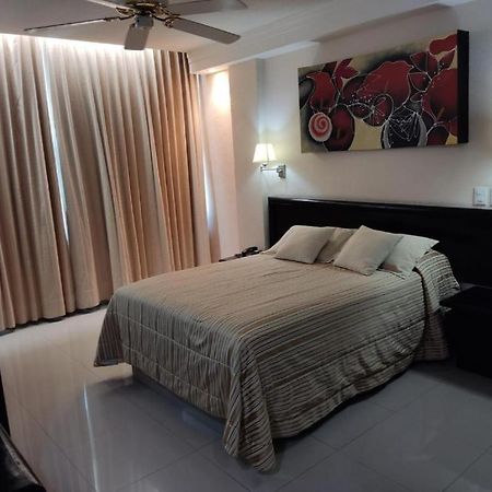Hotel Mary Celaya Celaya  Exteriér fotografie