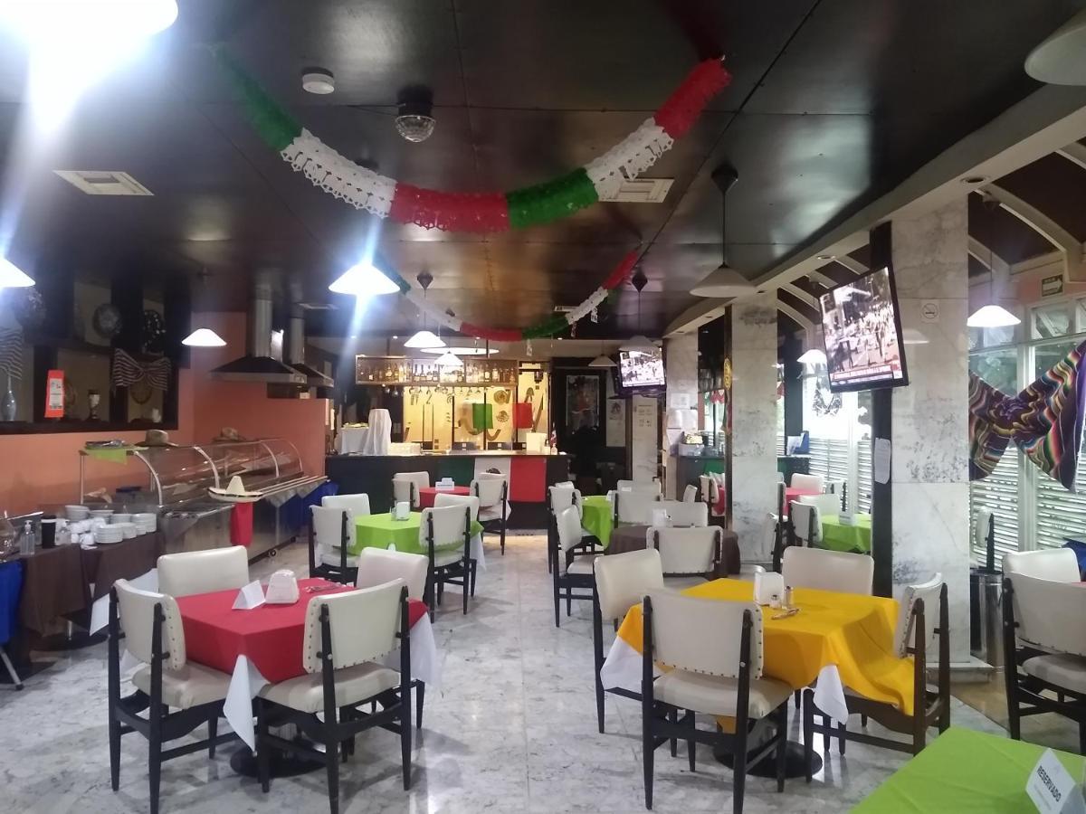 Hotel Mary Celaya Celaya  Exteriér fotografie